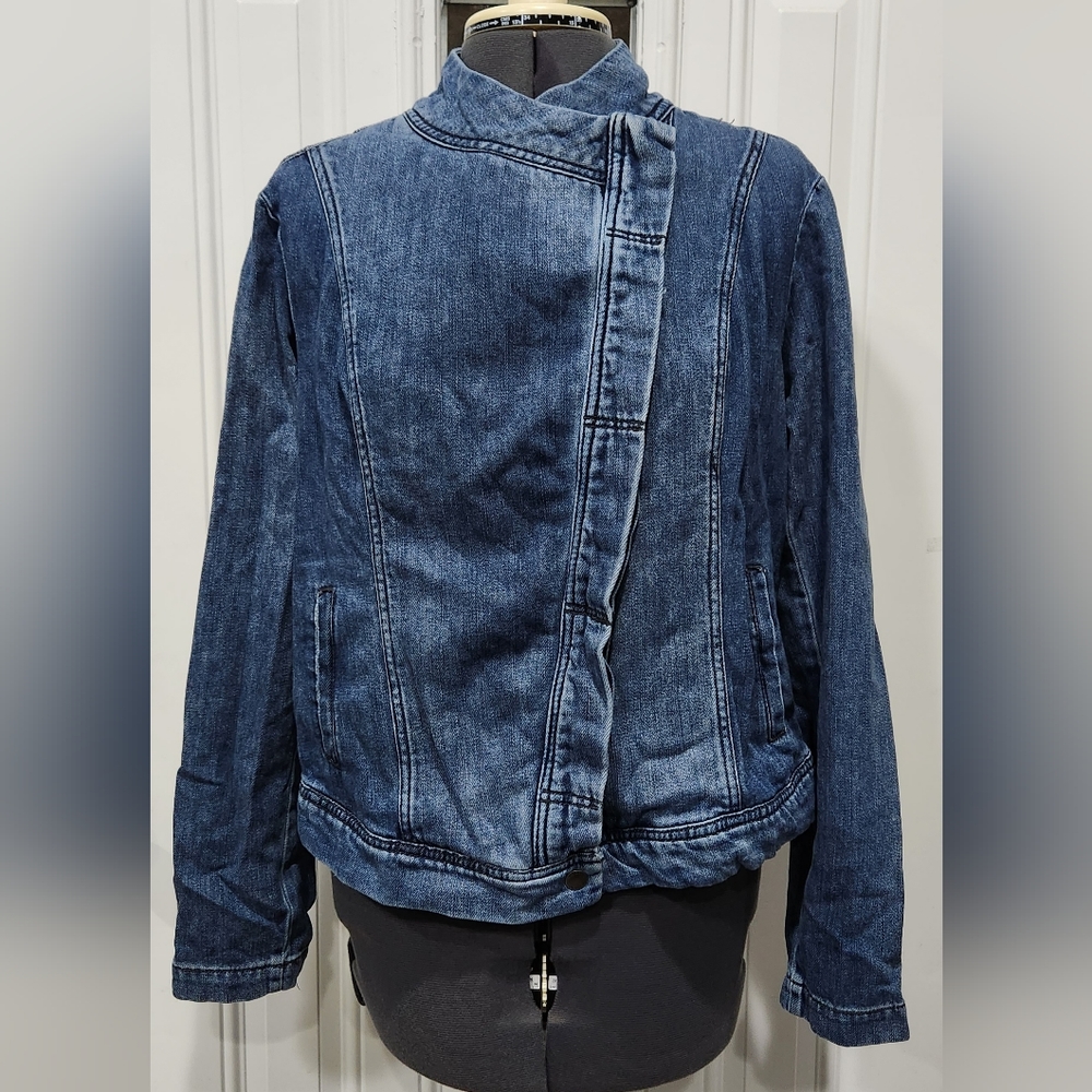 Liverpool jeans company asymmetrical front denim jacket women's size Large